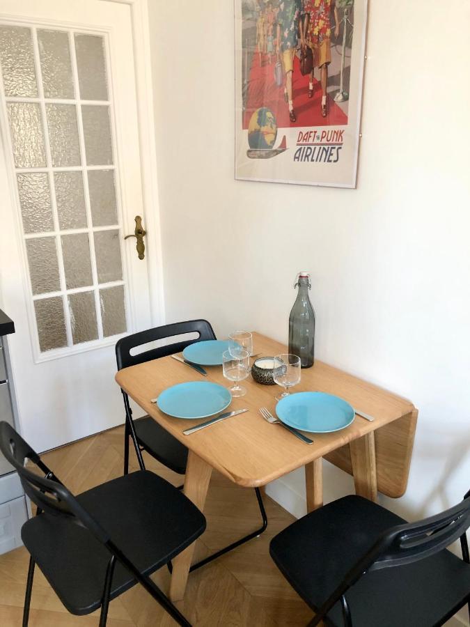 Charming And Modernly Designed 2 Bedroom - Old Town Antibes Exterior photo